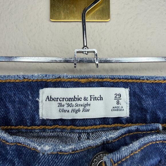 Abercrombie & Fitch 90s Straight Ultra High Rise Jeans Size 29L - Picture 4 of 5